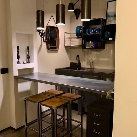 Ferienwohnung Fra Storia E Modernita Mailand Exterior foto