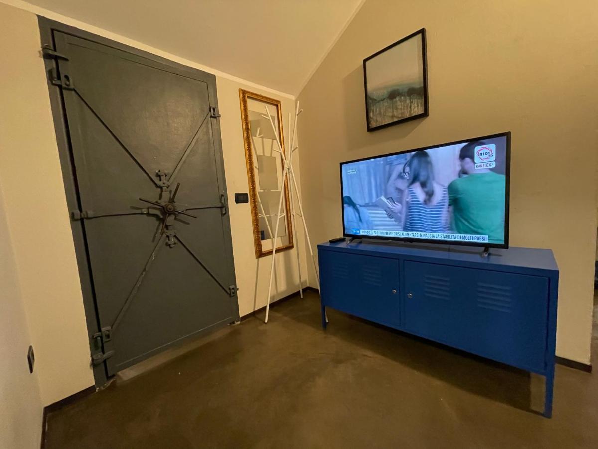 Ferienwohnung Fra Storia E Modernita Mailand Exterior foto