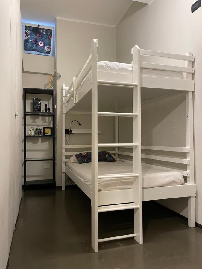 Ferienwohnung Fra Storia E Modernita Mailand Exterior foto