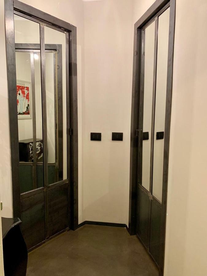 Ferienwohnung Fra Storia E Modernita Mailand Exterior foto