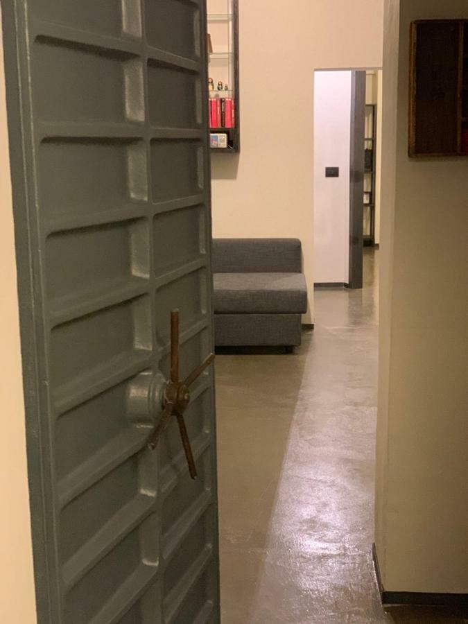 Ferienwohnung Fra Storia E Modernita Mailand Exterior foto